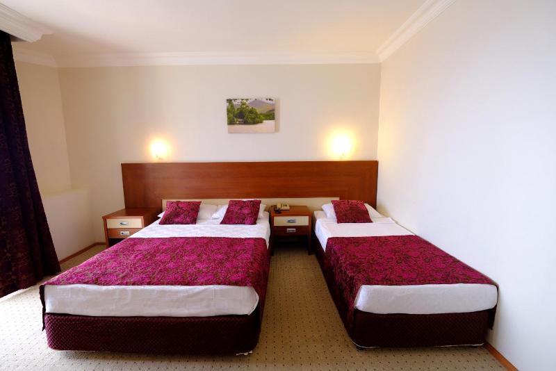 Anitas Beach Hotel - Oda