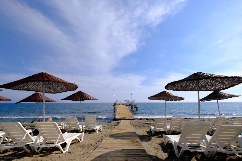 Anitas Beach Hotel - Plaj