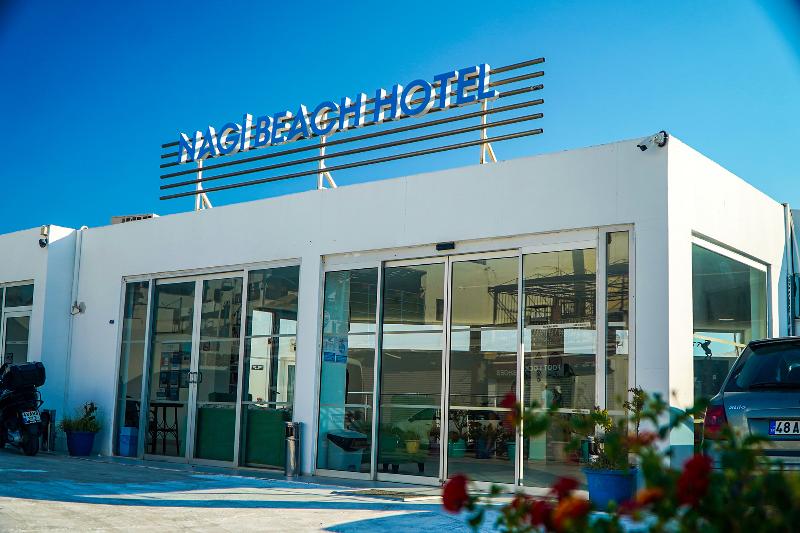 Nagi Beach Hotel - Lobi