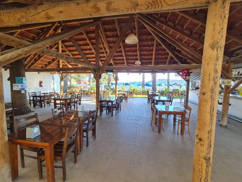 Nagi Beach Hotel - Restoran