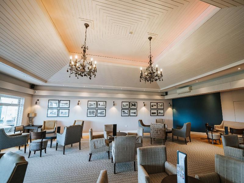 Stoke By Nayland Hotel & Golf Spa - Lobi
