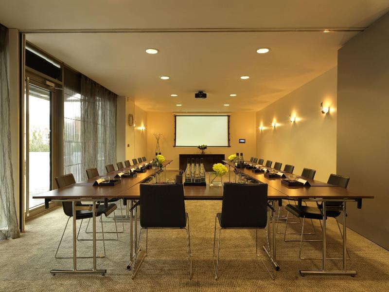 Guildford Harbour Hotel - Toplantı
