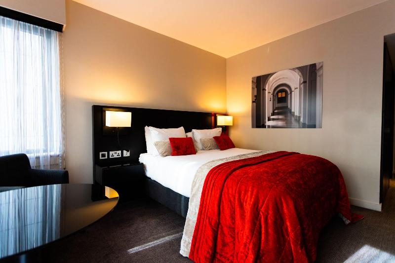 Guildford Harbour Hotel - Oda