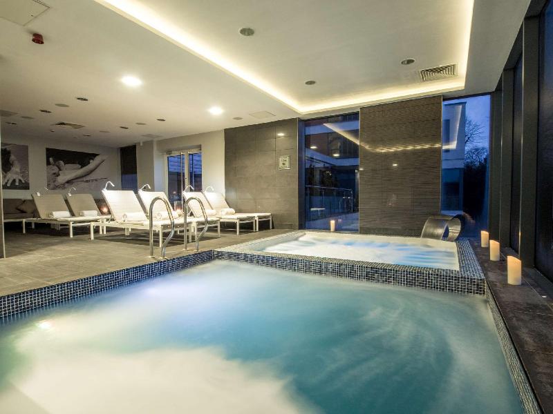 Guildford Harbour Hotel - Havuz