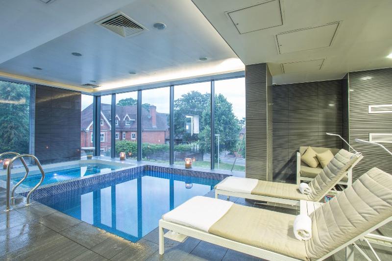 Guildford Harbour Hotel - Havuz