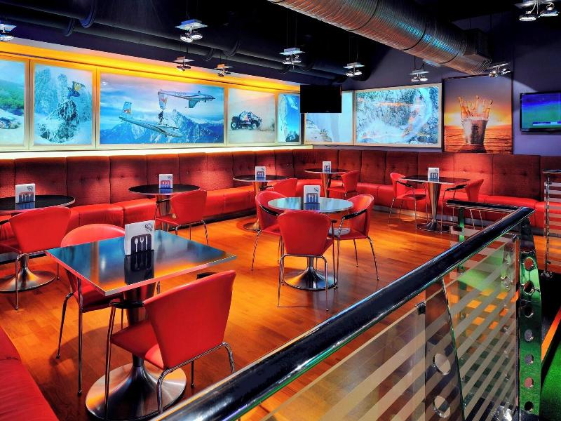 Marriott Marquis City Center Doha Hotel - Bar
