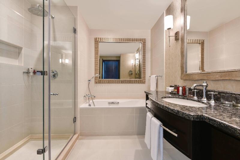Marriott Marquis City Center Doha Hotel - Oda