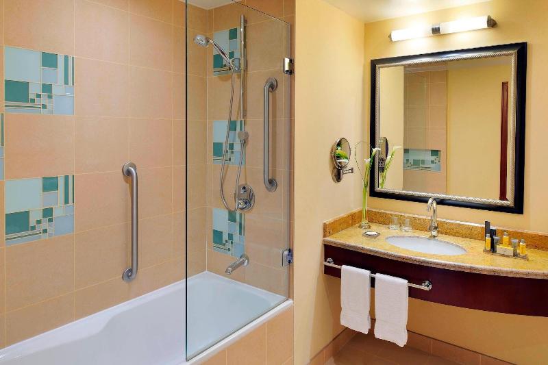 Marriott Marquis City Center Doha Hotel - Oda