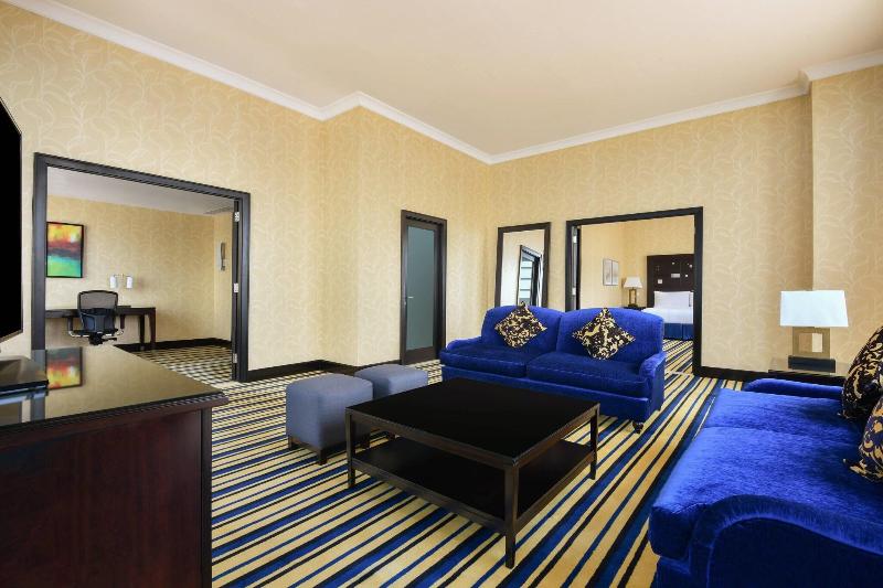 Marriott Marquis City Center Doha Hotel - Oda