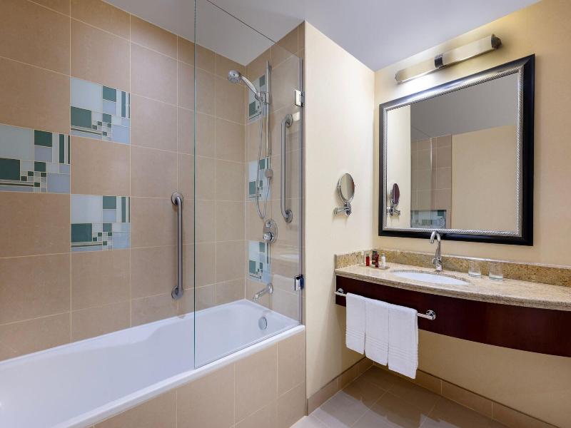 Marriott Marquis City Center Doha Hotel - Oda