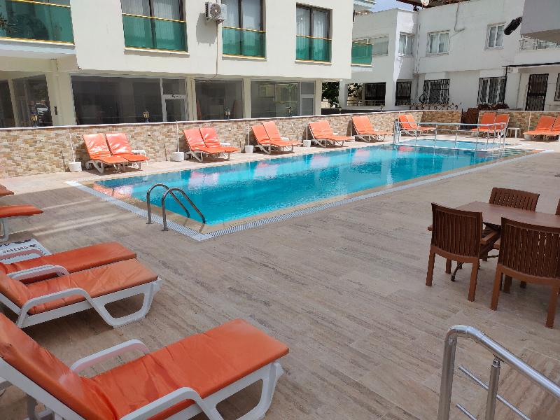 Altinersan Otel - Havuz