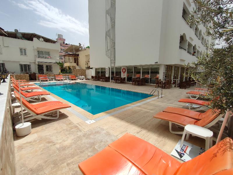 Altinersan Otel - Havuz