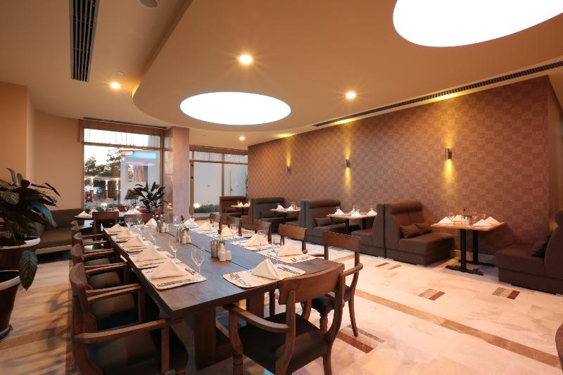 La Blanche Island - Restoran