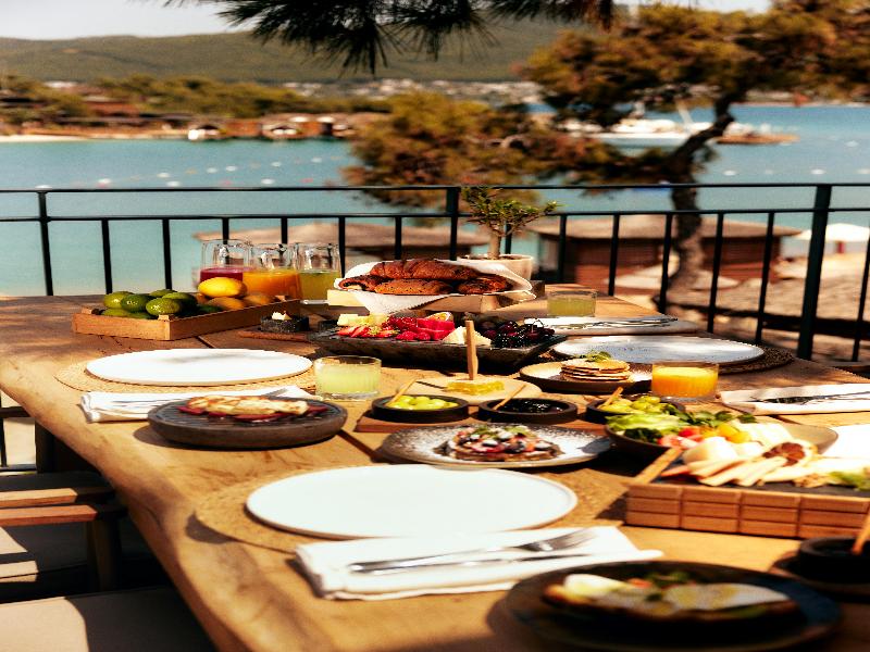 La Blanche Island - Restoran