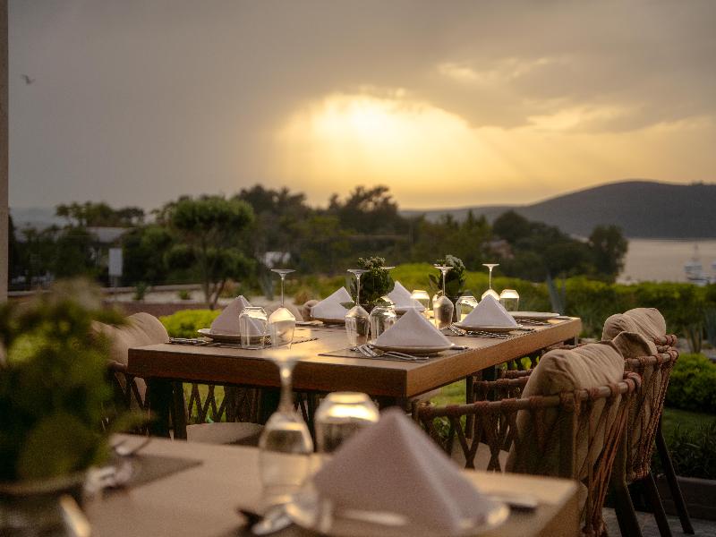 La Blanche Island - Restoran