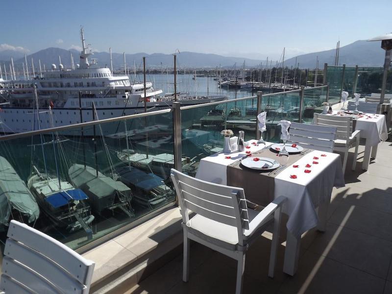 Alesta Yacht - Teras