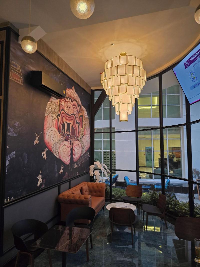 The Bless Hotel And Residence - Bar