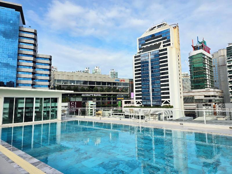The Bless Hotel And Residence - Havuz