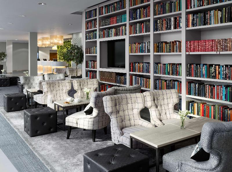Radisson Blu East Midlands Airport - Lobi