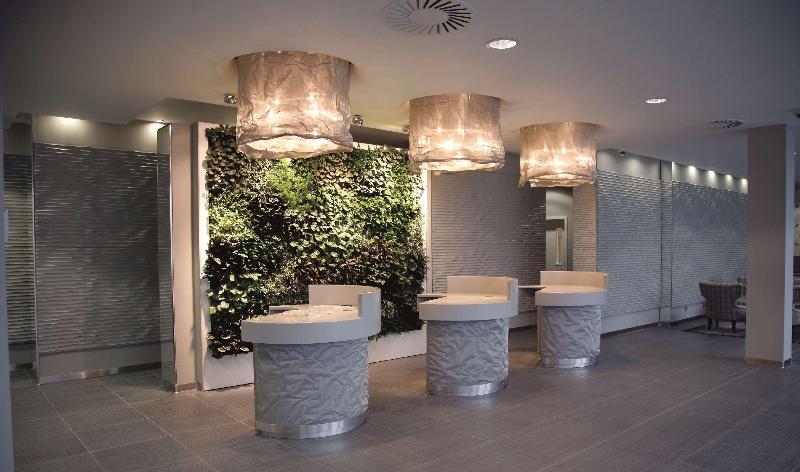 Radisson Blu East Midlands Airport - Genel