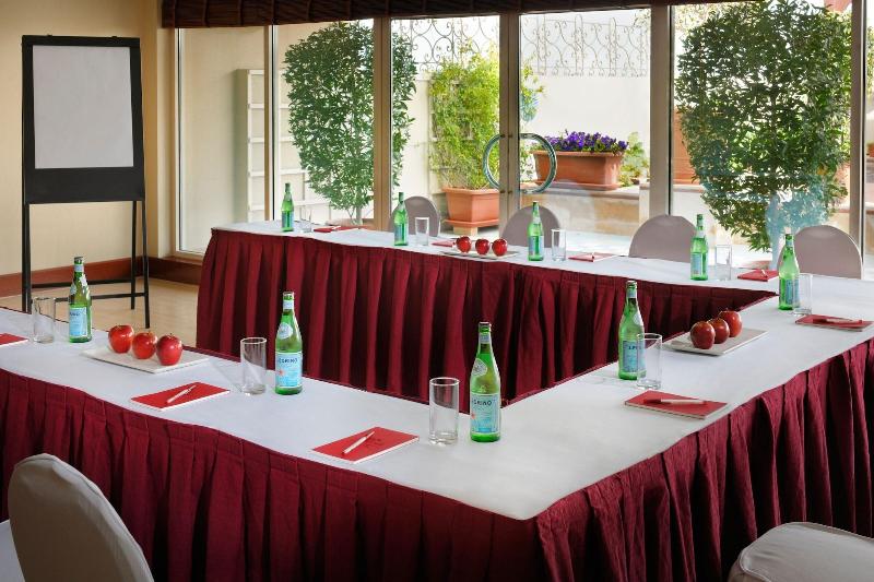 Marriott Executive Apartments Dubai Creek - Toplantı