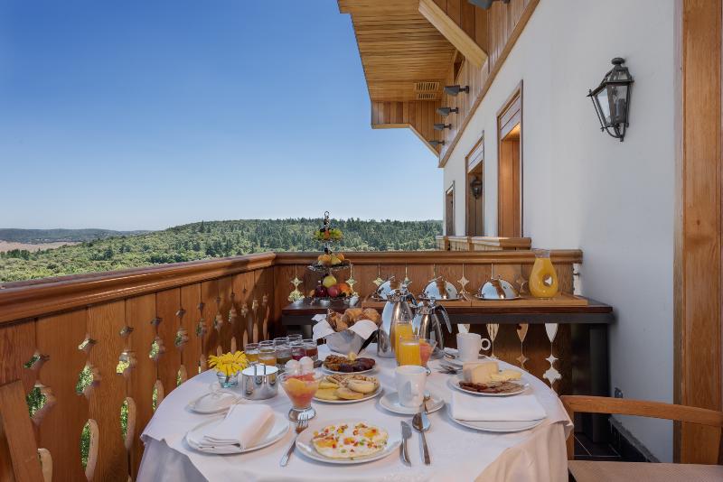 Michlifen Resort and Golf - Teras