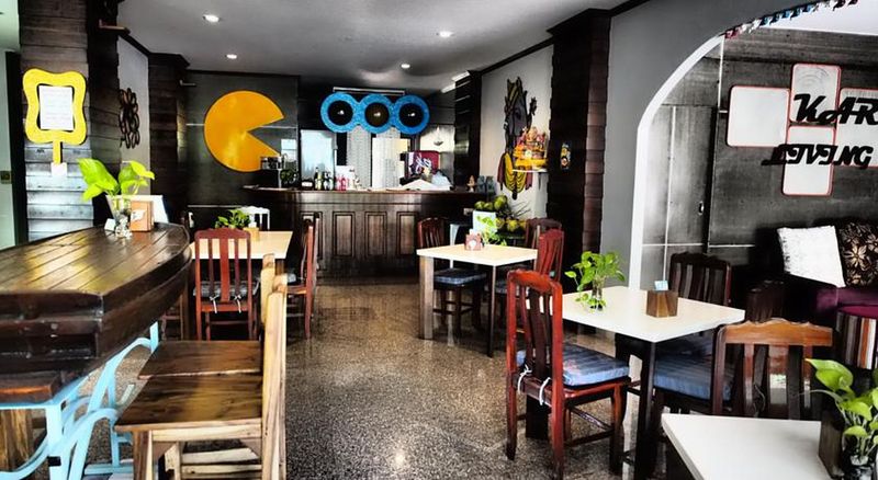 Karon Living Room (SHA Plus+) - Restoran