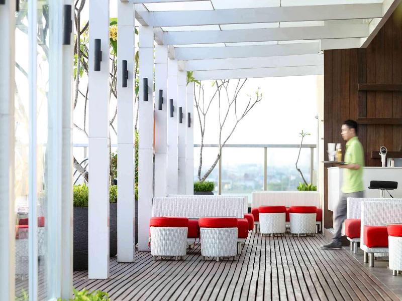 Ibis Styles Yogyakarta - Bar