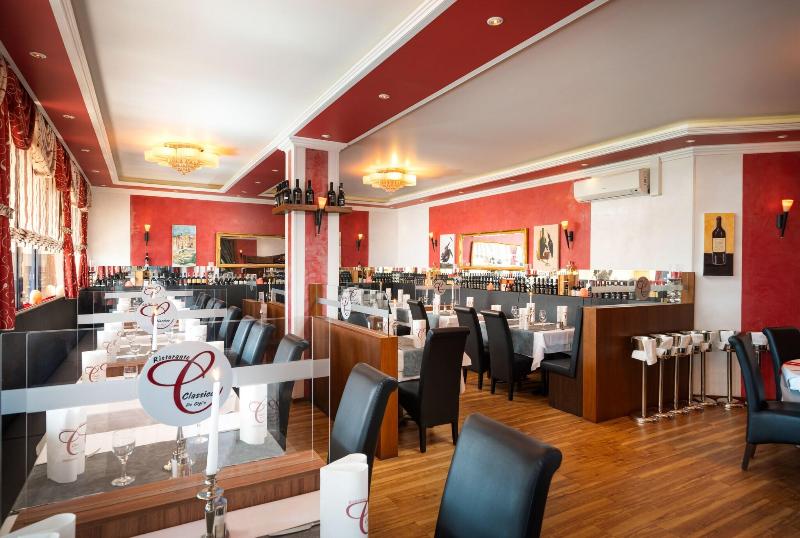 Mainstreet Hotel - Restoran