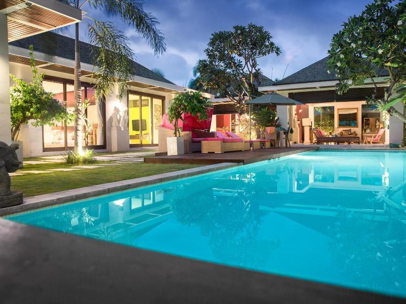 Chandra Luxury Villas Bali - Havuz