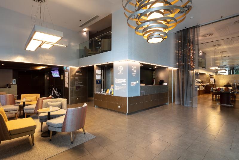 Neya Lisboa Hotel - Lobi