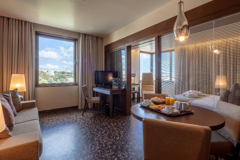 Neya Lisboa Hotel - Oda
