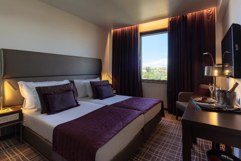 Neya Lisboa Hotel - Oda