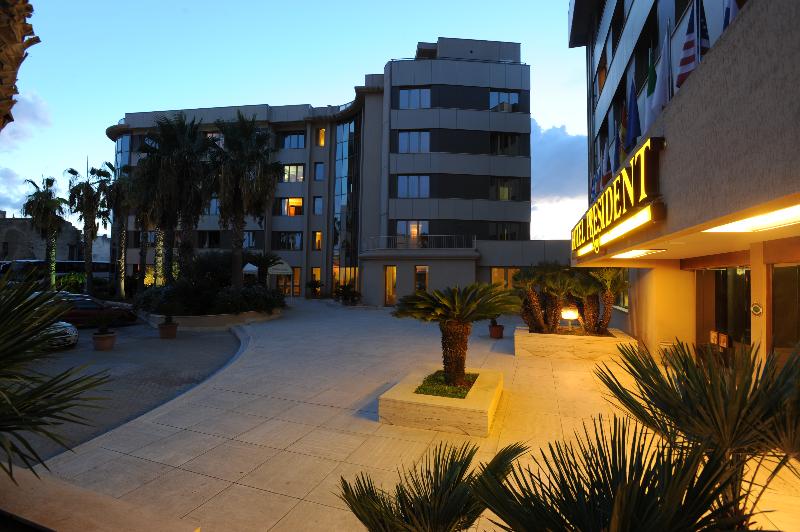 Hotel President - Genel