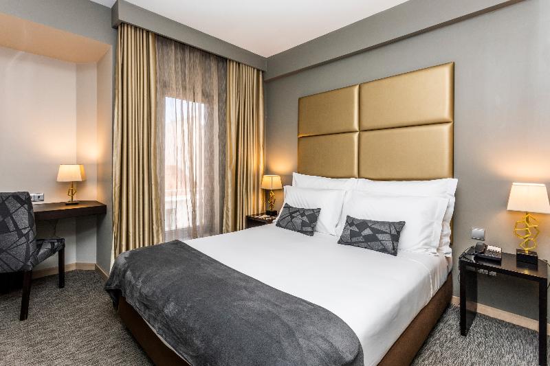 Czar Lisbon Hotel - Oda