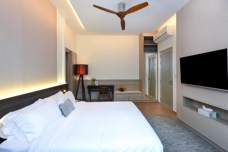 Tinidee Golf Resort Phuket - Oda