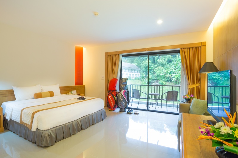 Tinidee Golf Resort Phuket - Oda