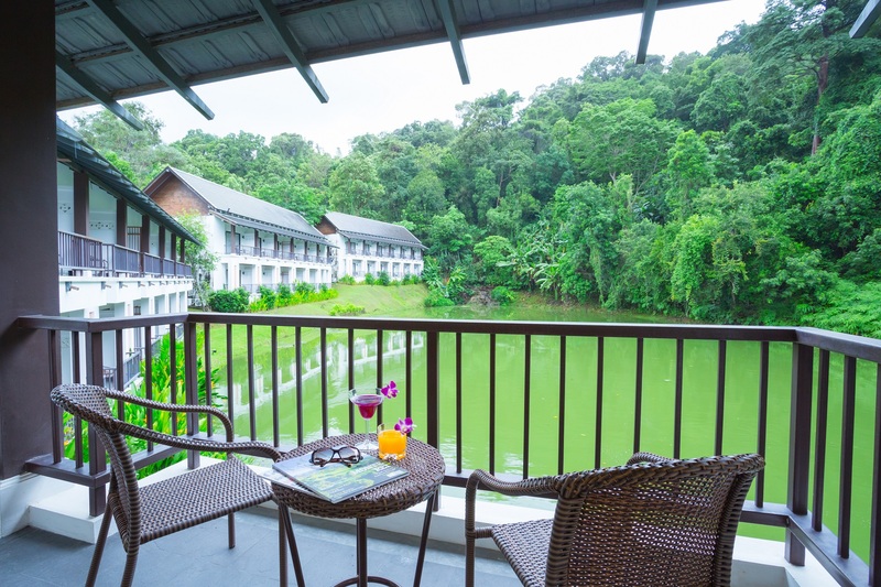 Tinidee Golf Resort Phuket - Oda
