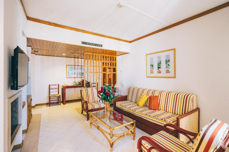 Muthu Oura Praia Hotel - Oda