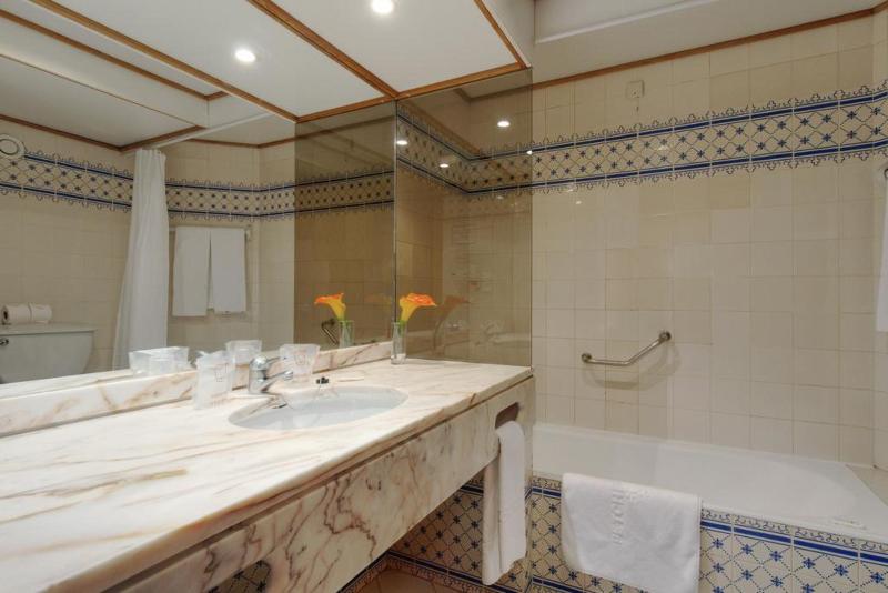 Muthu Oura Praia Hotel - Oda