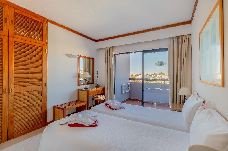 Muthu Oura Praia Hotel - Oda