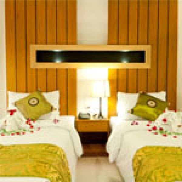 GU Hotel - Oda