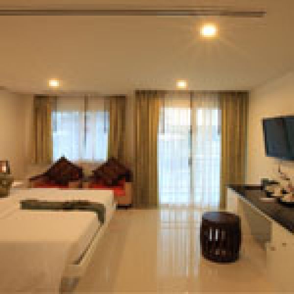 GU Hotel - Oda