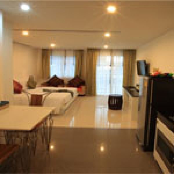 GU Hotel - Oda