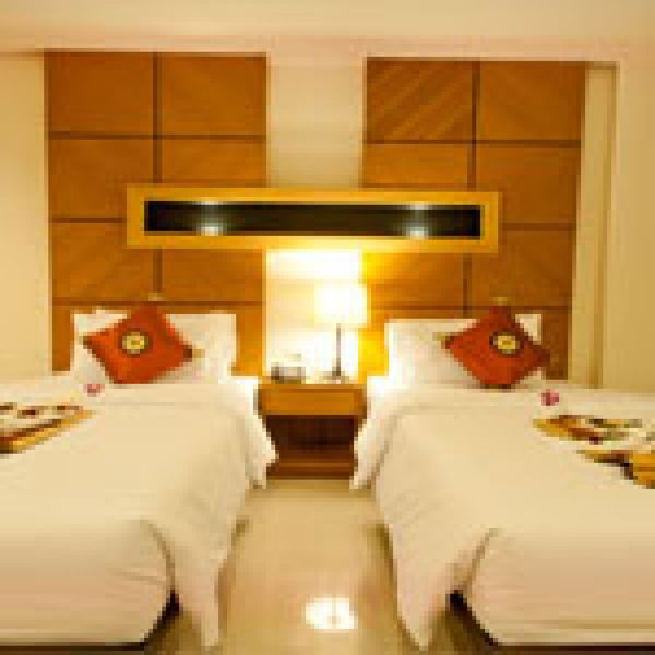 GU Hotel - Oda