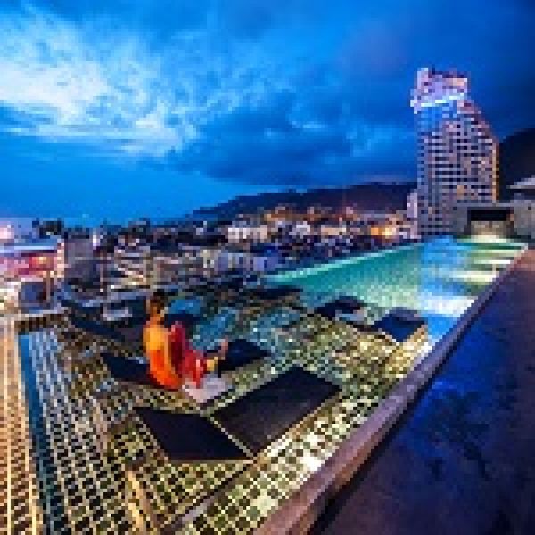 GU Hotel - Teras