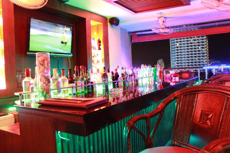 Patong Hemingway's Hotel - Bar