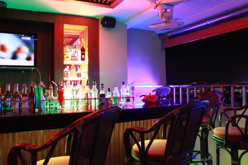 Patong Hemingway's Hotel - Bar