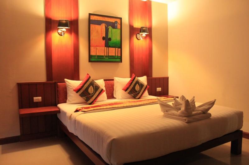Patong Hemingway's Hotel - Oda