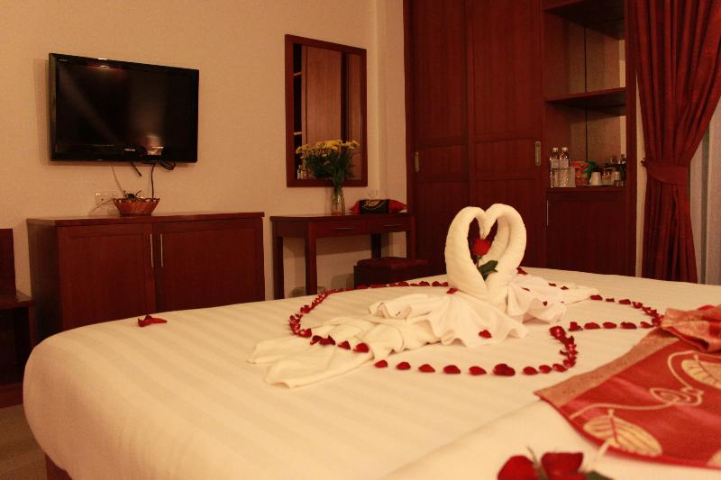 Patong Hemingway's Hotel - Oda